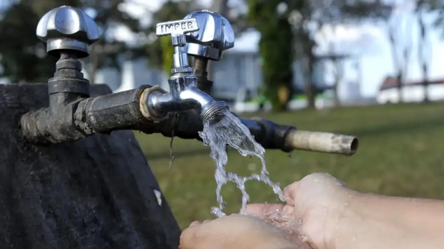 Metade dos paises do mundo tem sistemas de agua degradados.jpg