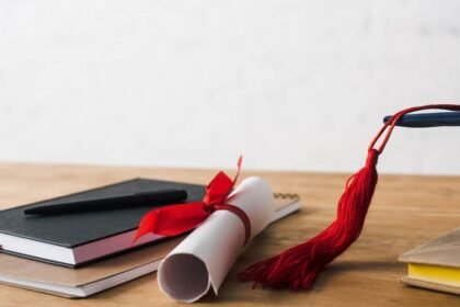 Nova regra veta faculdades de emitirem diploma de pos graduacao para.jpg