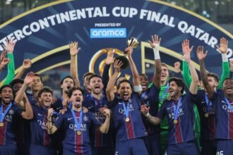 PSG vence Flamengo nos penaltis e e campeao da Copa.jpg