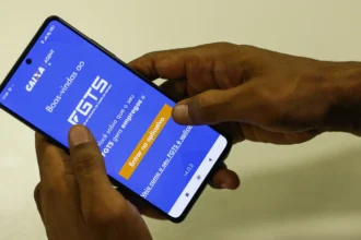 O pagamento da Receita será feito na conta ou na chave Pix do tipo CPF informada na declaração do Imposto de Renda Foto: Joédson Alves/Agência Brasil