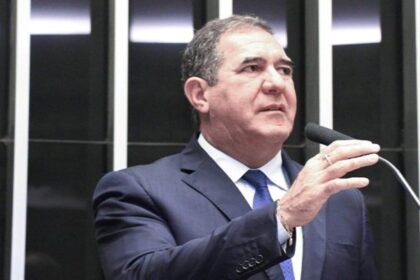 Relator decide manter escala 6x1 e propõe jornada menor de 40 horas 10 Relator decide manter escala 6x1 e propoe jornada menor de.jpg