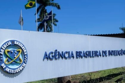 Relatório da Abin revela risco de um 'novo 8 de janeiro' no Brasil 8 Relatorio da Abin revela risco de um novo 8 de.jpg