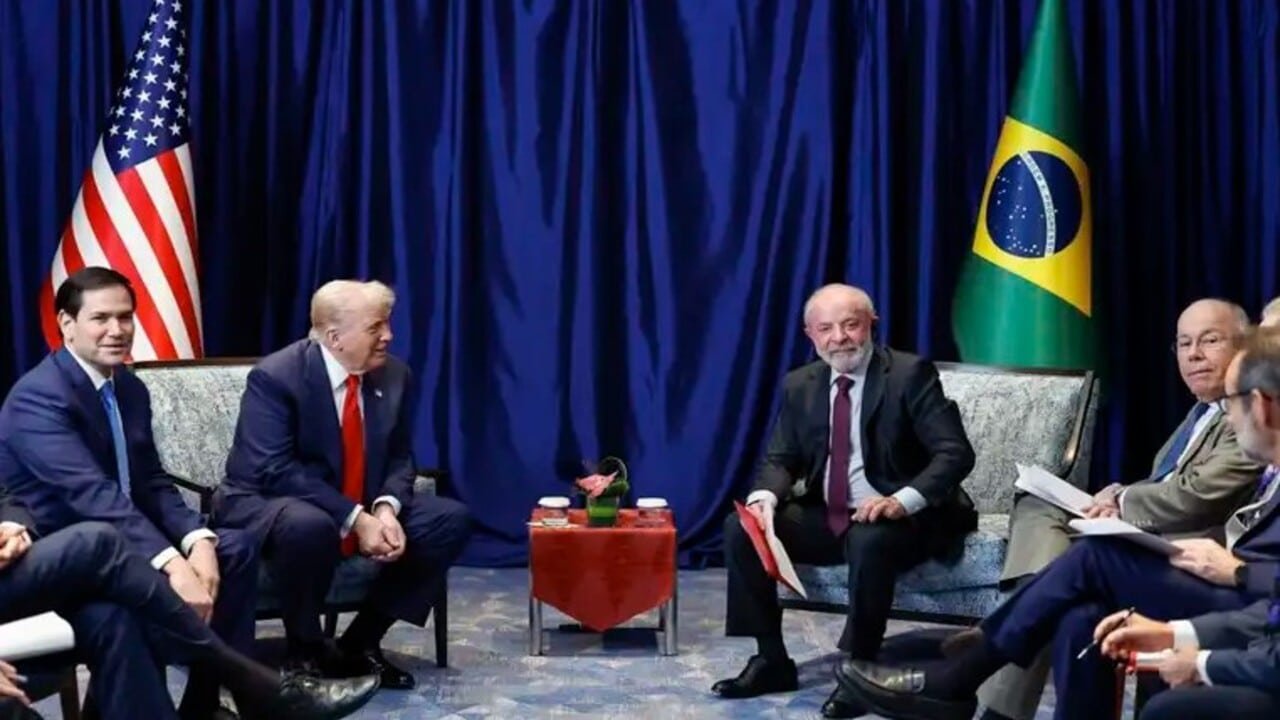 Trump elogia conversa com Lula mas avisa que seguira atento.jpg