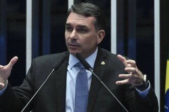 quem ganha com caos no Centrao.jpg