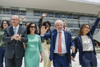 lula-8-de-janeiro-esta-marcado-na-historia-como-o-dia-da-vitoria-da-democracia-verdadeira-democracia-exige-a-construcao-de-um-pais-cada-vez-mais-justo-foto-ricardo-stuckert-pr-tvt-news