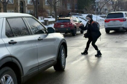 agente-migratorio-dos-eua-mata-mulher-a-tiros-tvt-news