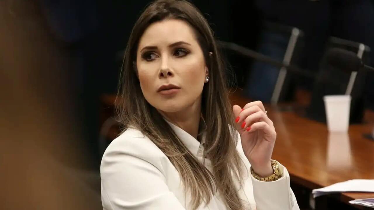 Carol De Toni diz que alta reprovacao de Lula reflete.jpg