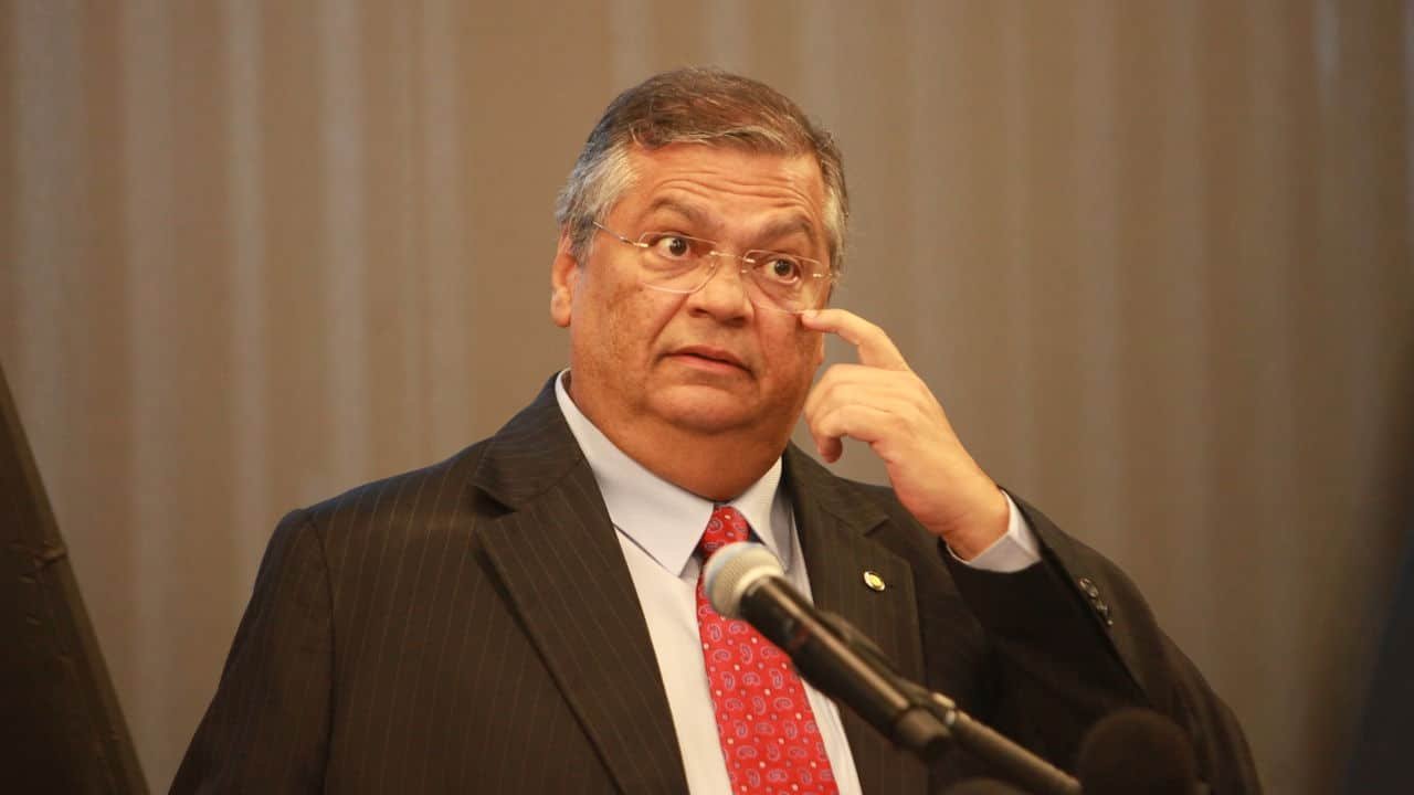 Dino barra emendas destinadas a ONGs ligadas a parentes de.jpg