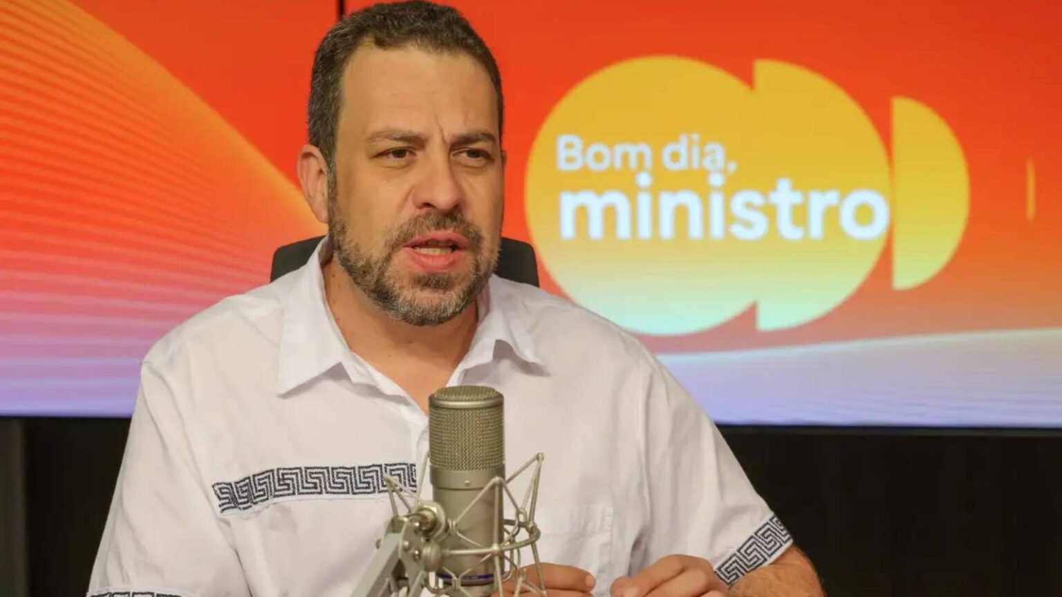Fim da escala 6x1 deve aumentar produtividade diz Boulos.jpg