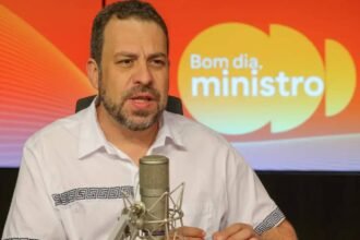 Fim da escala 6x1 deve aumentar produtividade diz Boulos.jpg