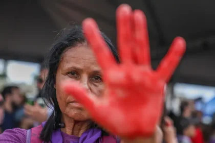 O feminicídio é o assassinato de mulheres por razões de gênero. O Brasil ocupa o 5º lugar no ranking mundial deste crime. Foto: Marcelo Camargo/Agência Brasil