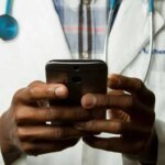 governo-quer-que-enamed-seja-exame-de-proficiencia-para-medicos-proposta-preve-que-registro-profissional-dos-medicos-dependa-do-desempenho-no-enamed-foto-national-cancer-institute-unsplash-tvt-news