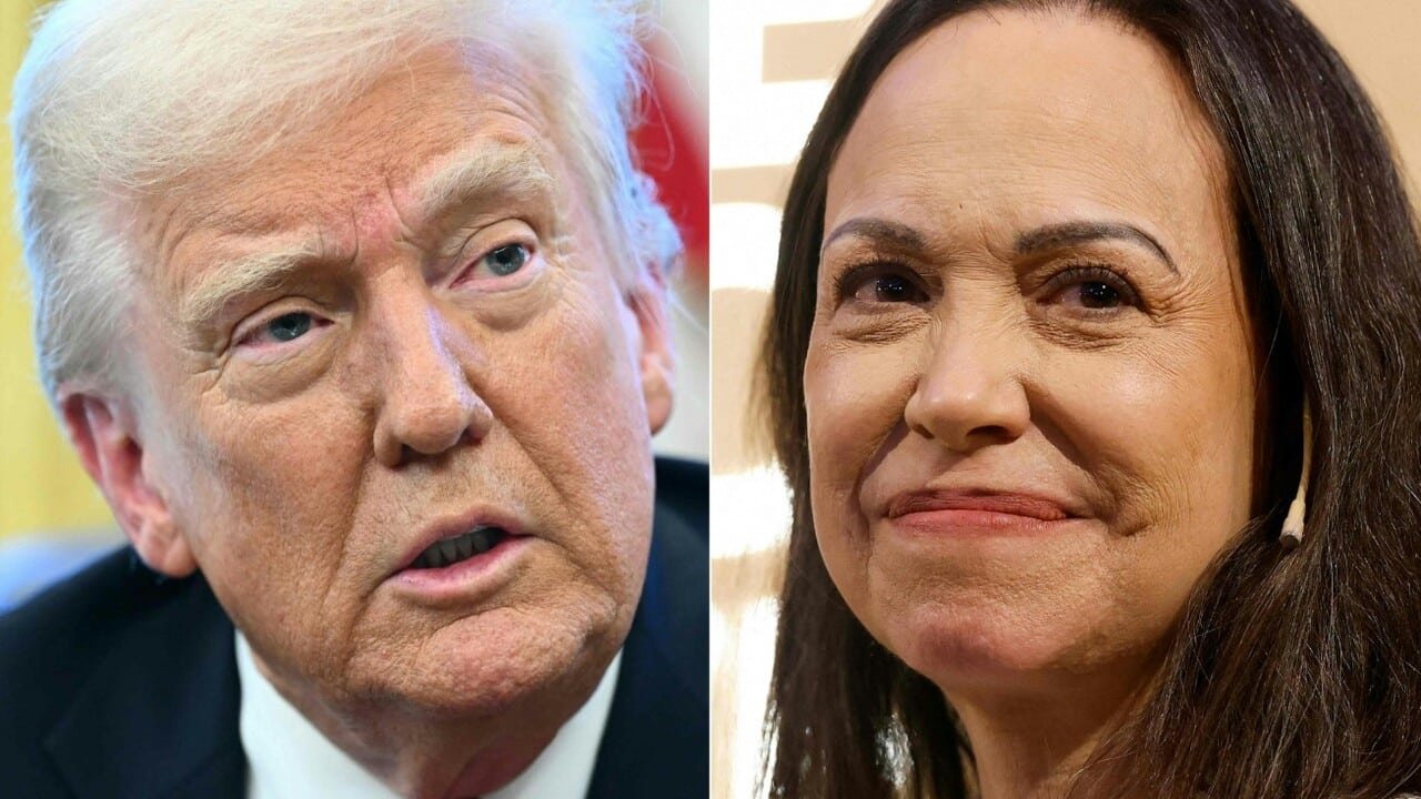 Maria Corina Machado entrega medalha do Nobel da Paz a.jpg