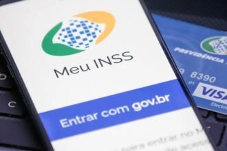 Meu INSS fora do ar para manutencao agencias tambem estarao.jpg