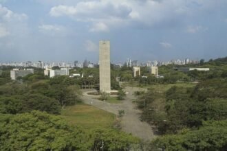 Novos reitores da USP tomam posse para o período 2026 a 2030 9 novos-reitores-da-usp-tomam-posse-para-o-periodo-2026-a-2030-tvt-news