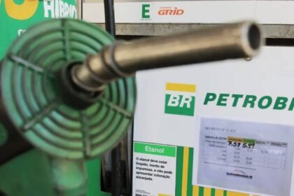 petrobras-reduz-em-5-2-o-preco-da-gasolina-para-distribuidoras-desde-2022-reducao-do-preco-da-gasolina-e-de-26-9-foto-fabio-rodrigues-pozzebom-agencia-brasil-tvt-news