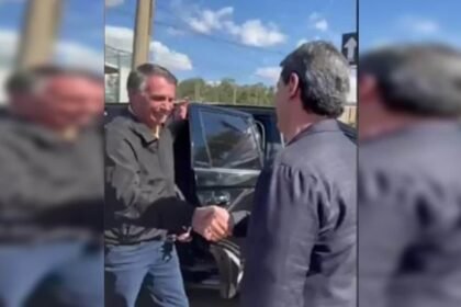 Primeira visita de Tarcisio a Bolsonaro apos prisao movimenta bastidores.jpg