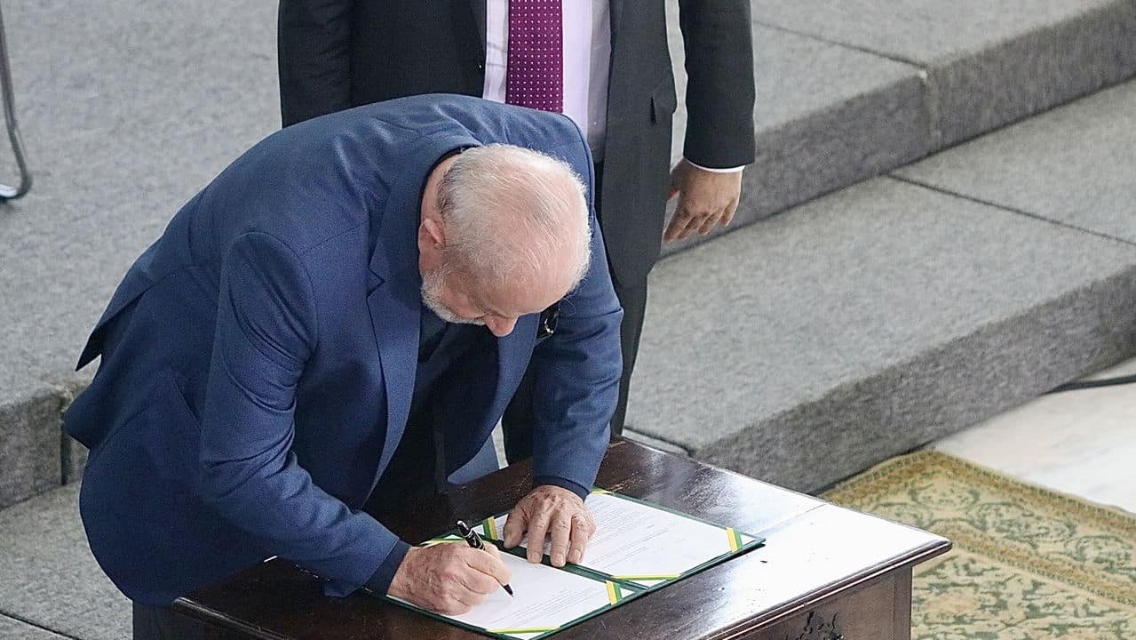 Profissao de criador de conteudo e regulamentada pelo governo Lula.jpg