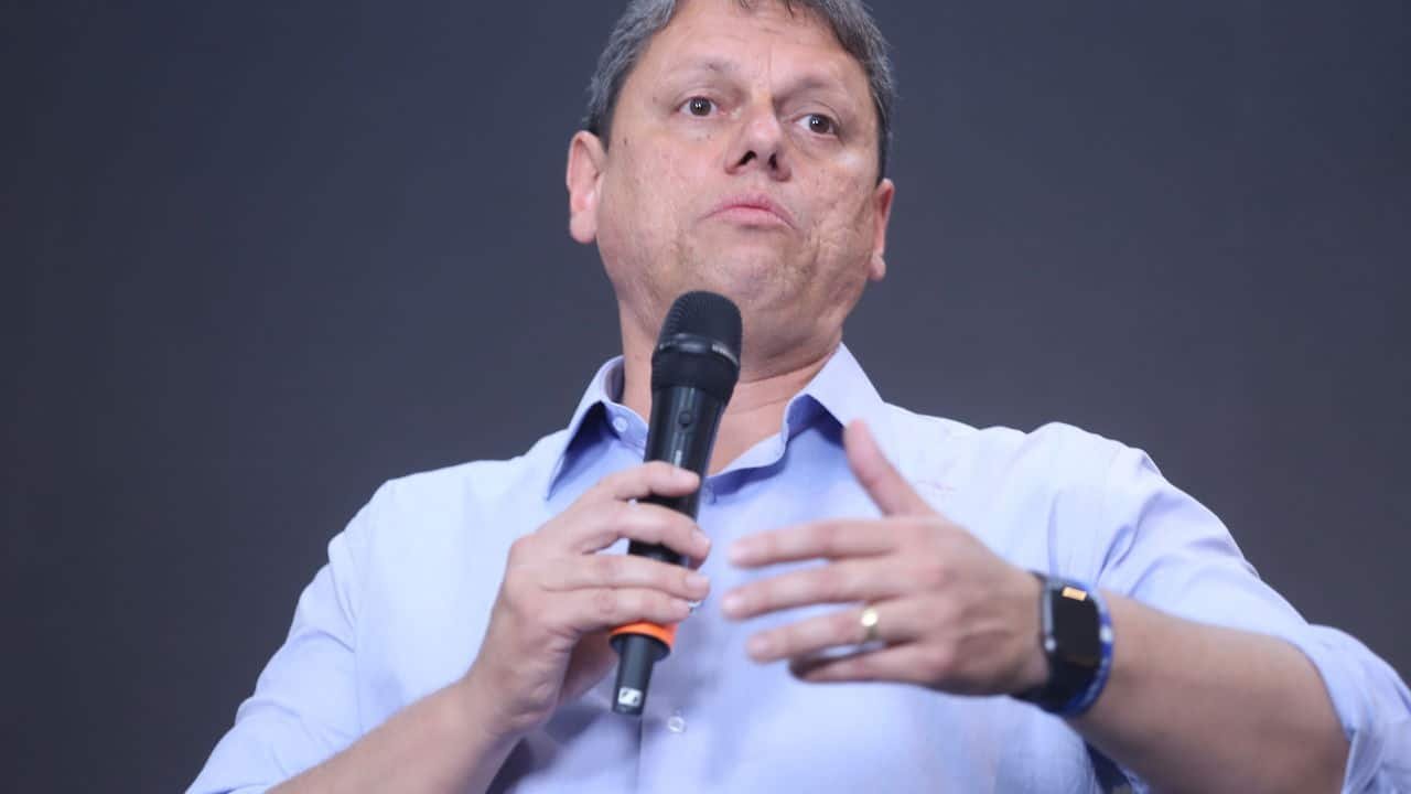 Tarcisio fala apos encontro com Bolsonaro e confirma desejo de.jpg