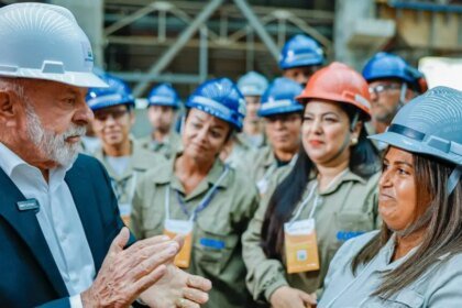 Taxa de desemprego cai para 51 o menor patamar da.jpg