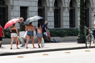 Temperatura pode chegar a 36°C no domingo em São Paulo 7 Temperatura pode chegar a 36°C no domingo em Sao Paulo.jpg