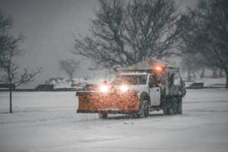 Tempestade nos EUA tem recorde de neve.jpg