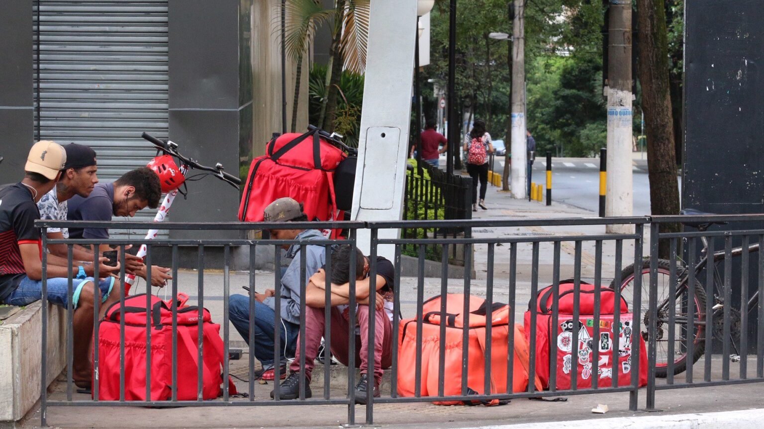 Trabalhadores informais do mundo se reúnem em São Paulo 1 Trabalhadores informais do mundo se reunem em Sao Paulo.jpg