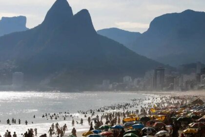 Turismo brasileiro tem faturamento recorde de R 185 bi em.jpg