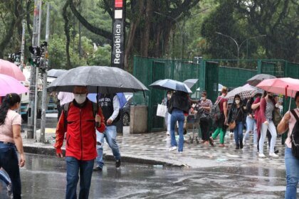 Verao-tera-calor-acima-da-media-e-chuvas-irregulares-confira-a-previsao-do-tempo-rovena-rosa-agencia-brasil-tvt-news