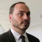 Calos revela que Bolsonaro passou mal e permanece em observacao.jpg