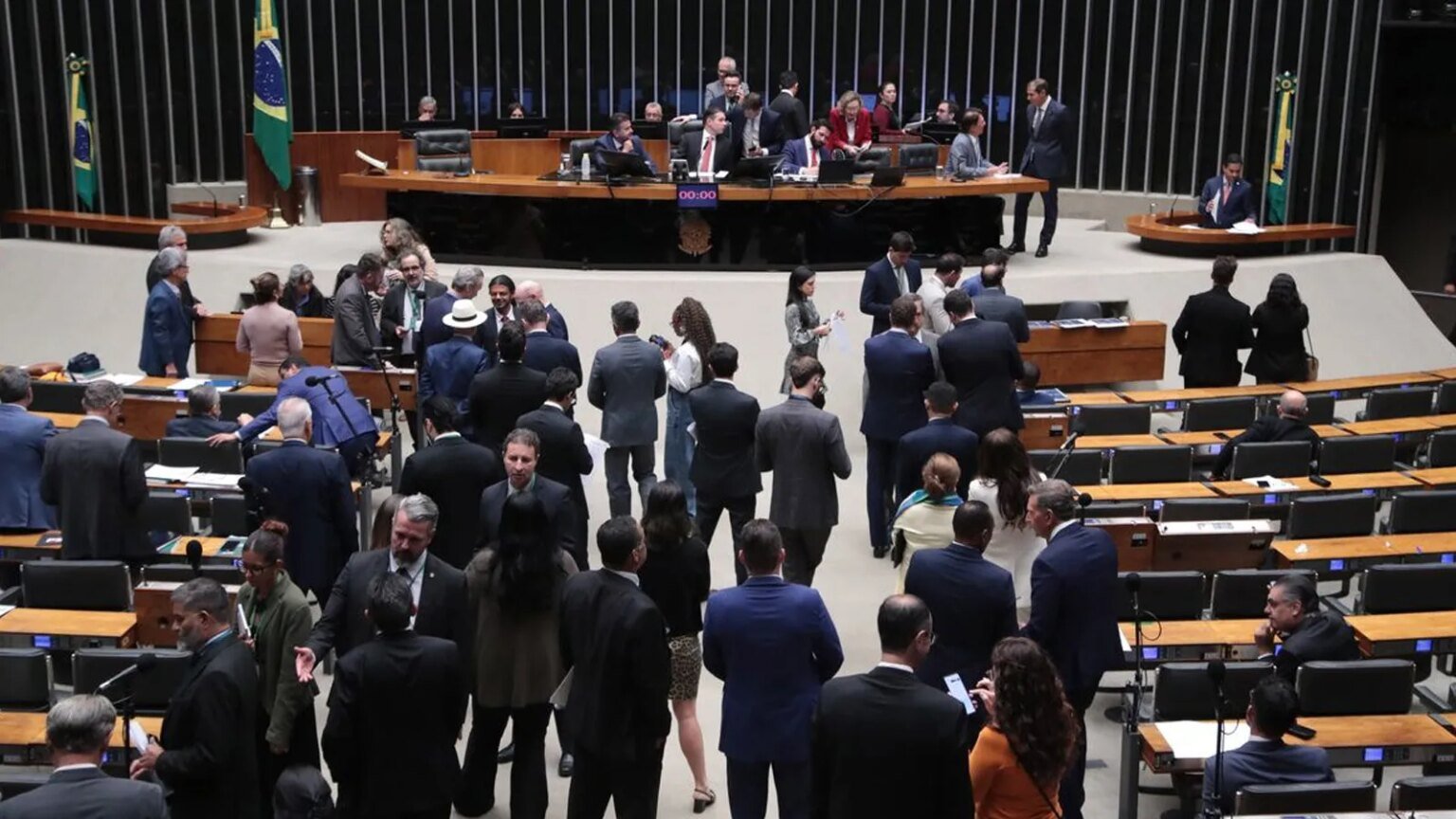 Camara-aprova-acordo-comercial-entre-Mercosul-e-Uniao-Europeia-bruno-spada-camara-dos-deputados-tvt-news