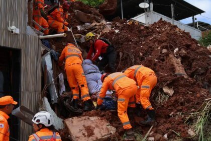 Chuvas em Minas Gerais ja deixaram 53 mortos e 15.jpg