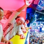 Desfile que homenageou Lula no Rio e criticado por aliados.jpg