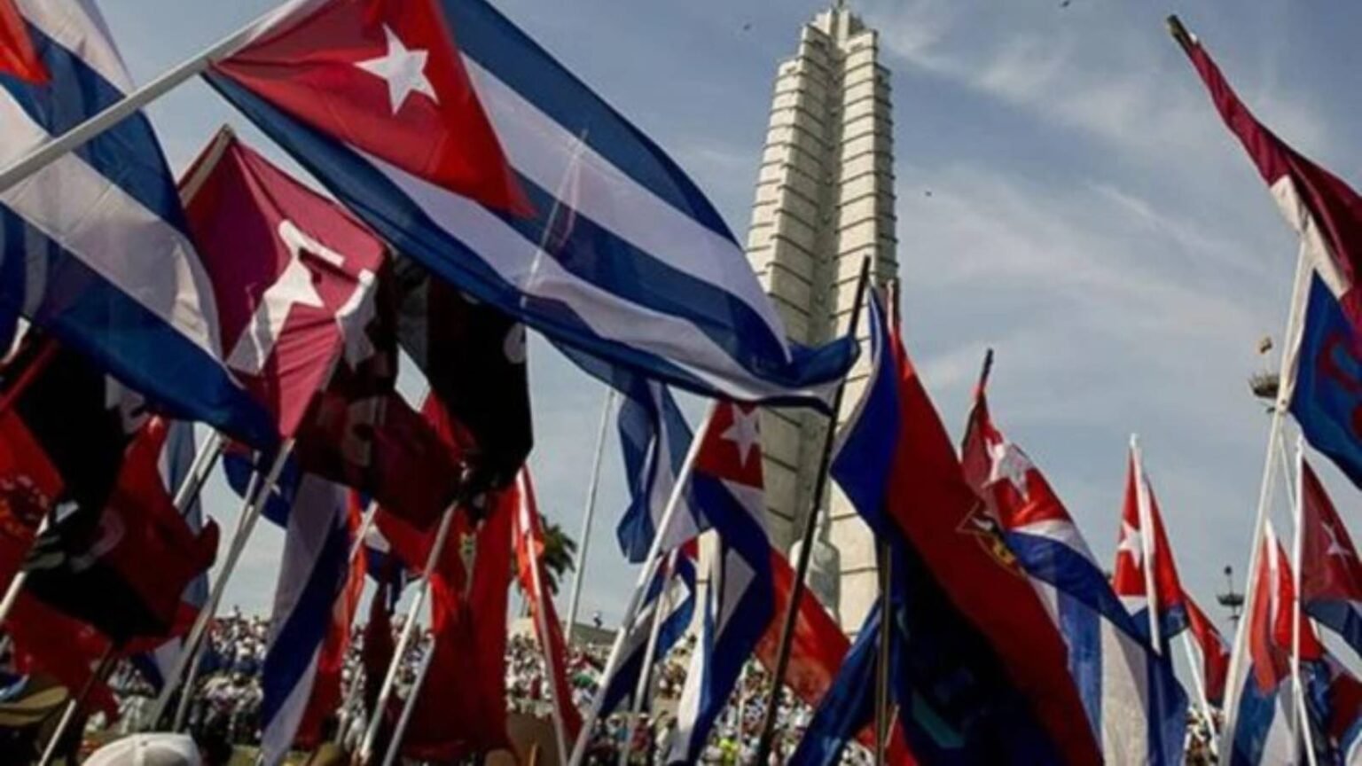 Em ato público, petroleiros cobram envio de petróleo brasileiro a Cuba 1 em-ato-publico-petroleiros-cobram-envio-de-petroleo-brasileiro-a-cuba-ilha-comunista-sofre-crise-energetica-em-meio-a-endurecimento-das-sancoes-dos-eua-foto-governo-de-cuba-divulgacao-tvt-news