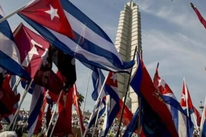 em-ato-publico-petroleiros-cobram-envio-de-petroleo-brasileiro-a-cuba-ilha-comunista-sofre-crise-energetica-em-meio-a-endurecimento-das-sancoes-dos-eua-foto-governo-de-cuba-divulgacao-tvt-news