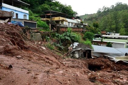 Lula-vai-a-Minas-Gerais-visitar-areas-atingidas-pelas-chuvas-pablo-porciuncula-afp-tvt-news
