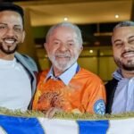 mae-de-lula-canta-no-samba-enredo-da-academicos-de-niteroi-jornada-do-menino-do-sertao-que-presidente-merece-reconhecimento-diz-wallace-palhares-foto-ricardo-stuckert-pr-tvt-news