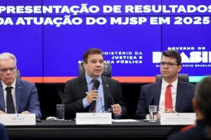 pf-e-prf-retiraram-r-9-5-bi-do-crime-organizado-e-apreenderam-1-44-mil-toneladas-de-maconha-em-2025-precisamos-ir-alem-das-operacoes-e-apreensoes-diz-ministro-foto-tom-costa-mjsp-tvt-news