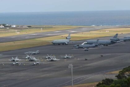 Portugal revela que EUA podem usar base aerea no pais.jpg