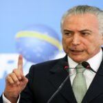 Temer quebra silêncio e reage à sátira durante desfile pró-Lula 3 Temer quebra silencio e reage a satira durante desfile pro Lula.jpg