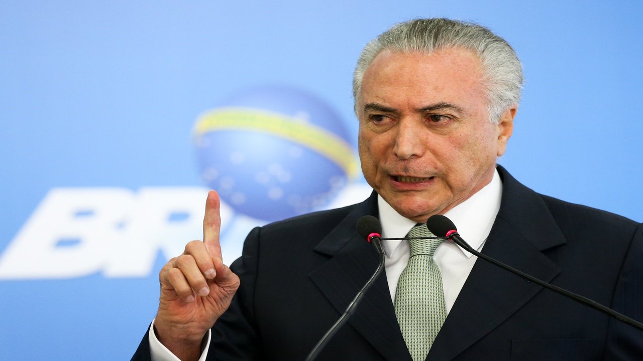Temer quebra silêncio e reage à sátira durante desfile pró-Lula 1 Temer quebra silencio e reage a satira durante desfile pro Lula.jpg