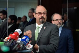 Vice de Zema diz que nao vai acatar ordens absurdas.jpg