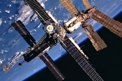 Em 20 de fevereiro de 1986, um foguete Proton decolou do cosmódromo de Baikonur, no Cazaquistão, colocando em órbita o módulo central da Mir. Foto: Wikicommons