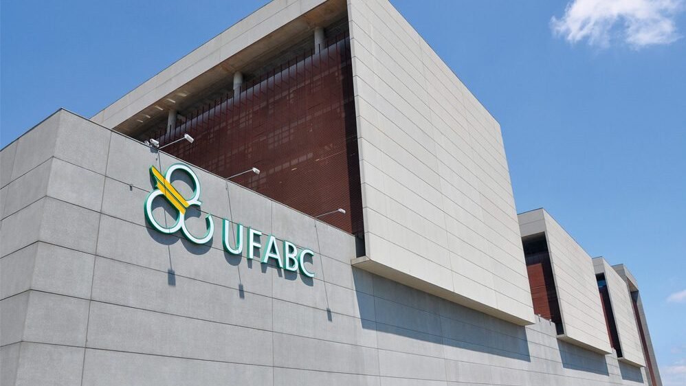 dia 10 tem debate das chapas.jpg