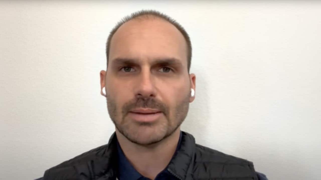 Eduardo quebra o silêncio e comenta carta de Bolsonaro sobre Michelle 1 Eduardo quebra o silencio e comenta carta de Bolsonaro sobre.jpg