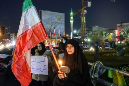 Irã registra 555 mortos após ofensiva de EUA e Israel; Teerã descarta negociação 2 Ira-registra-555-mortos-apos-ofensiva-de-EUA-e-Israel-Teera-descarta-negociacao-afp-tvt-news