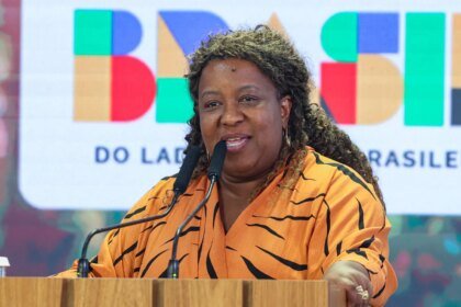 Macae-Evaristo-anuncia-centros-de-memoria-e-apoio-a-vitimas-de-violencia-de-Estado-em-Santos-valter-campanato-agencia-brasil-tvt-news