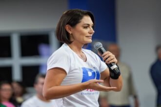 Michelle Bolsonaro quebra o silencio apos passar por cirurgia e.jpg