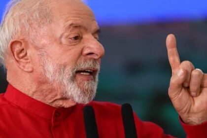 Pesquisa indica que desaprovacao ao governo Lula supera aprovacao entre.jpg