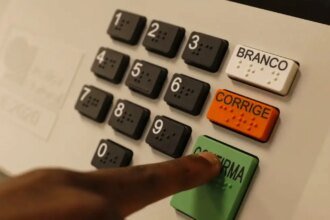 TSE-aprova-restricoes-para-uso-de-IA-nas-eleicoes-de-outubro-fernando-frazao-agencia-brasil-tvt-news